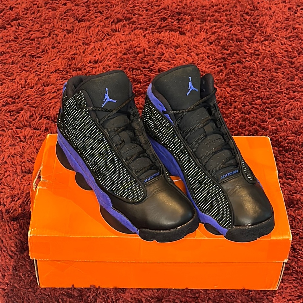 Preloved Jordan 13 Retro Black Hyper Royal (GS) Sz 6.5